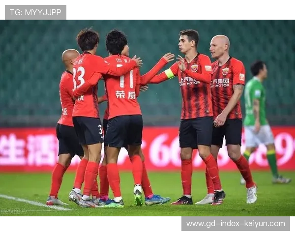 上海海港多线作战面临挑战 阵容轮换迫在眉睫以应对疲态